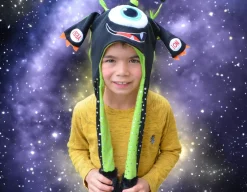Best Buddy & Barney Alien Hat - Yes & No Answering Arms!
