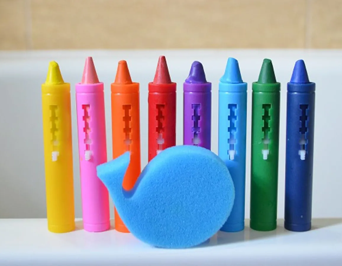 Outlet Buddy & Barney Bath Time Stencil Art - Fun in the Tub!