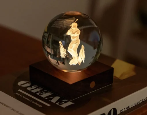 Clearance Gingko Golfer Crystal Light - 3D Effect