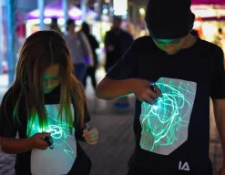 Best Illuminated Apparel Interactive Glow T-Shirt - Black age 7-8